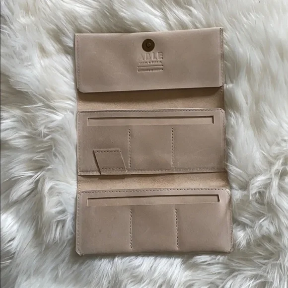 NWOT Able Debre Wallet in Bone - Picture 3 of 5